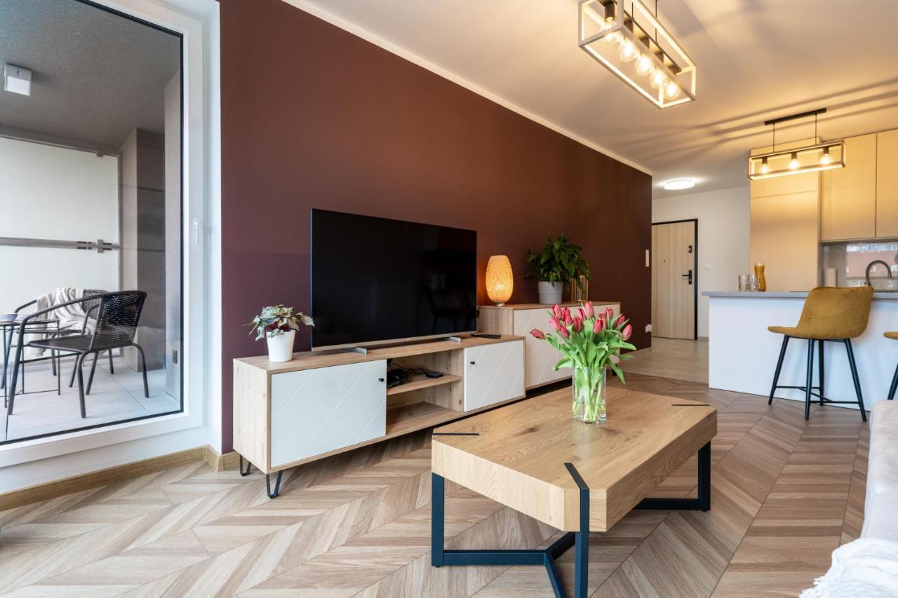Lotte Apartment - Parking Podziemny, Osiedle Strzezone 格利维采 外观 照片